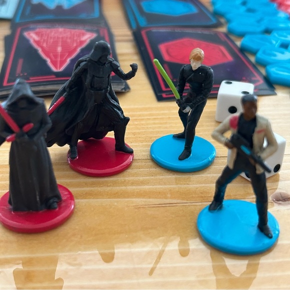 Star Wars Monopoly Game - Black and Blue - Picture 5 of 7